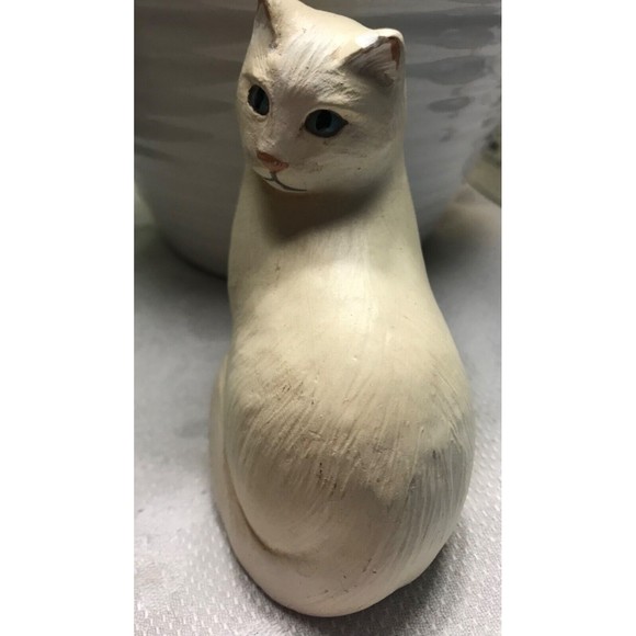 Vintage Artisans White Cat Pottery Figurine 3-1/2" H 1989 Blue Eyes - Picture 6 of 8